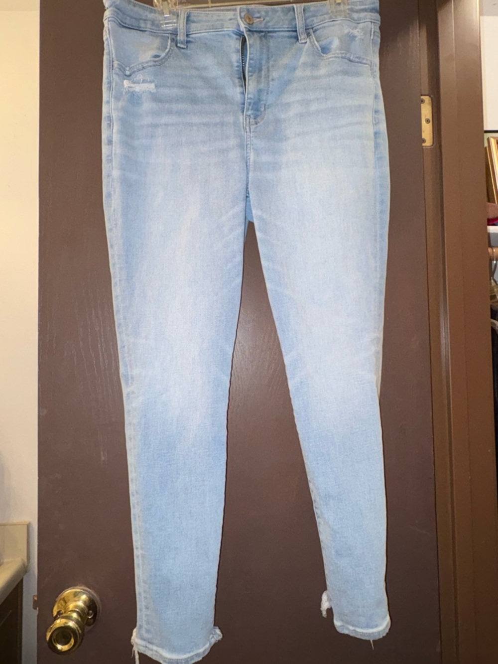 American Eagle Outfitters Light Blue Skinny Jeans